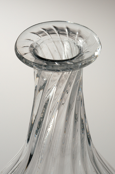 Decanter Slider Image 2